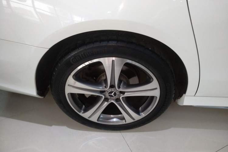Used Mercedes-Benz E-Class 2016 E 200 L Sport Edition Exterior 8