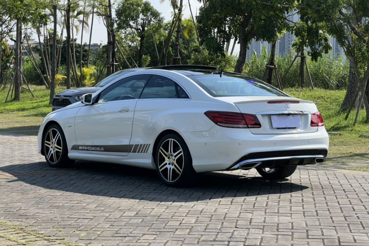 Used Mercedes-Benz E-Class 2016 E 200 Coupe Dynamic Edition Exterior 9