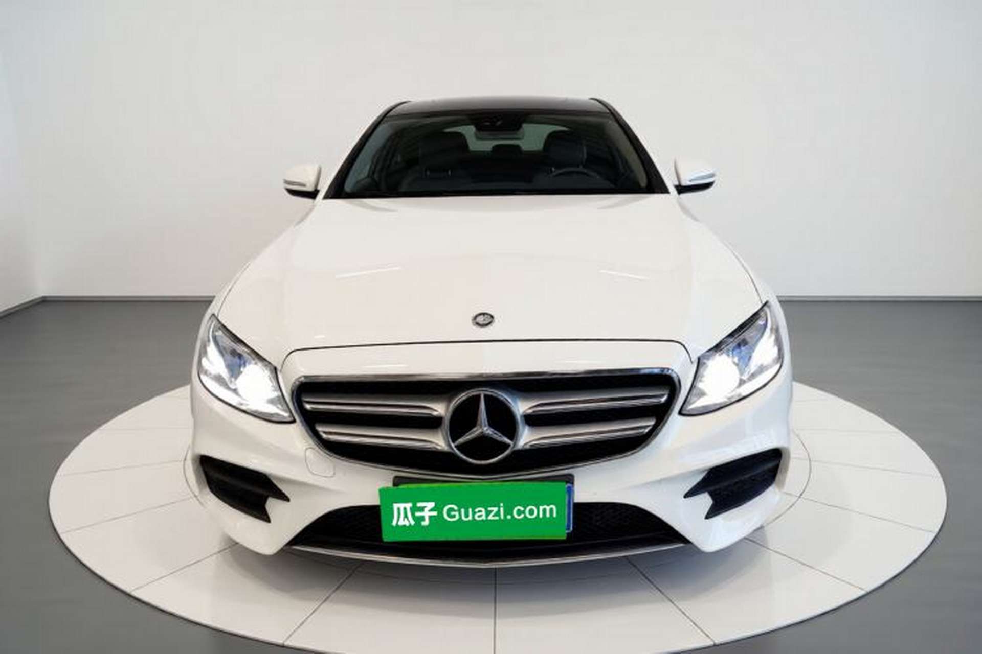 Used Mercedes-Benz E-Class 2016 E 300 L Sporty and Stylish Model Front