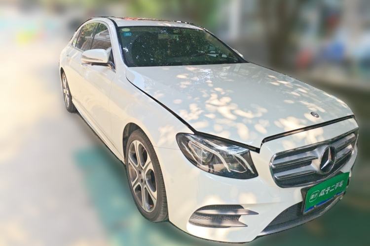 Used Mercedes-Benz E-Class 2016 E 300 L Sporty and Stylish Model Front Right 45 Deg
