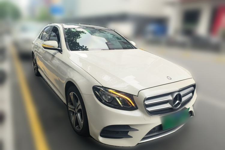 Used Mercedes-Benz E-Class 2016 E 200 L Sport Edition Front Right 45 Deg