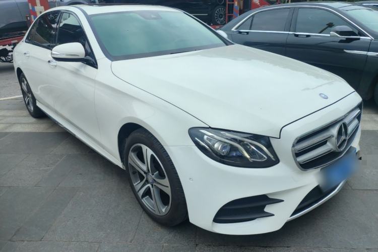 Used Mercedes-Benz E-Class 2016 E 200 L Sport Edition Front Right 45 Deg
