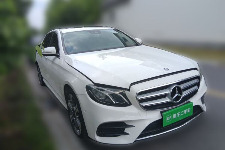 Used Mercedes-Benz E-Class 2016 E 300 L Sporty and Stylish Model Front Right 45 Deg