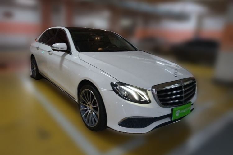 Used Mercedes-Benz E-Class 2016 E 300 L Luxury Model Front Right 45 Deg