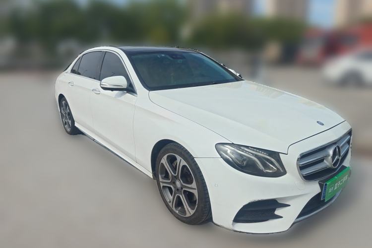 Used Mercedes-Benz E-Class 2016 E 300 L Sporty and Stylish Model Front Right 45 Deg