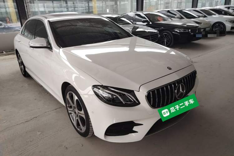 Used Mercedes-Benz E-Class 2016 E 300 L Sporty and Stylish Model Front Right 45 Deg