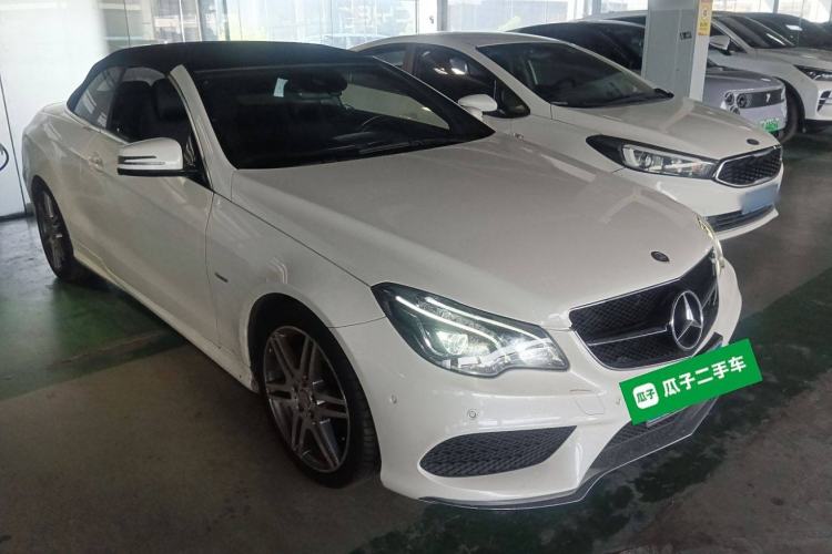 Used Mercedes-Benz E-Class 2016 E 260 Convertible Coupe Dynamic Edition Front Right 45 Deg