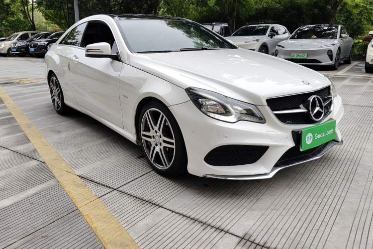 Used Mercedes-Benz E-Class 2016 E 200 Coupe Dynamic Edition Front Right 45 Deg