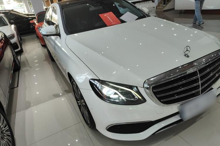 Used Mercedes-Benz E-Class 2016 E 300 L Luxury Model Front Right 45 Deg