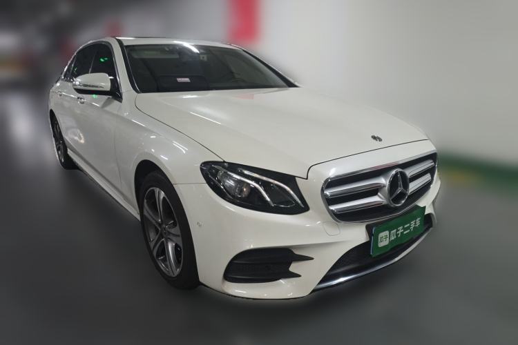 Used Mercedes-Benz E-Class 2016 E 200 L Sport Edition Front Right 45 Deg