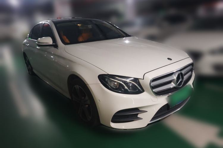 Used Mercedes-Benz E-Class 2016 E 200 L Sport Edition Front Right 45 Deg