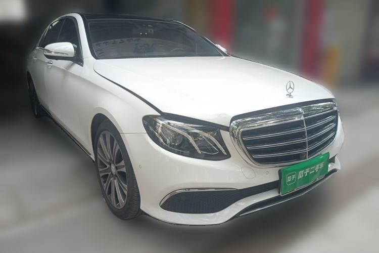 Used Mercedes-Benz E-Class 2016 E 300 L Luxury Model Front Right 45 Deg