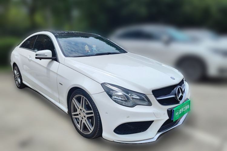 Used Mercedes-Benz E-Class 2016 E 200 Coupe Dynamic Edition Front Right 45 Deg