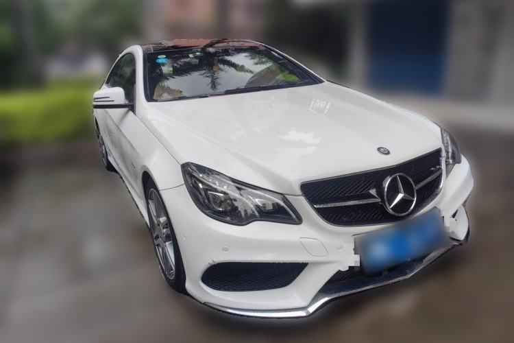 Used Mercedes-Benz E-Class 2016 E 260 Coupe Dynamic Edition Front Right 45 Deg