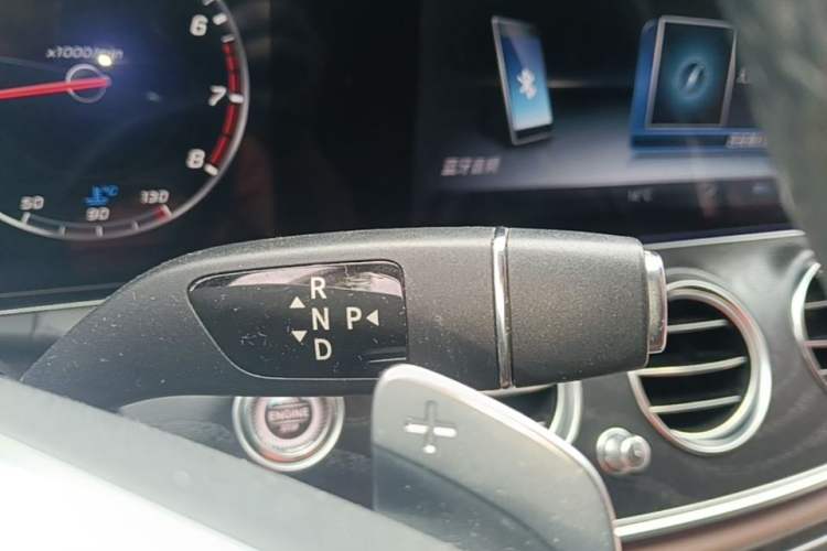 Used Mercedes-Benz E-Class 2016 E 200 L Sport Edition Gear Lever