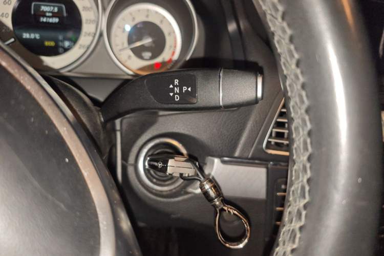 Used Mercedes-Benz E-Class 2016 E 200 Coupe Dynamic Edition Gear Lever