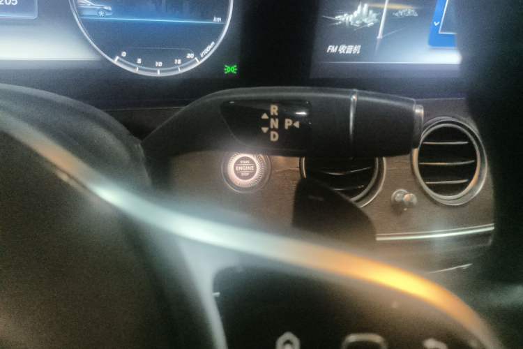 Used Mercedes-Benz E-Class 2016 E 300 L Stylish Model Gear Lever