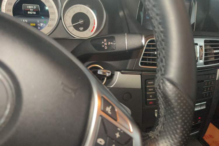 Used Mercedes-Benz E-Class 2016 E 260 Coupe Dynamic Edition Gear Lever