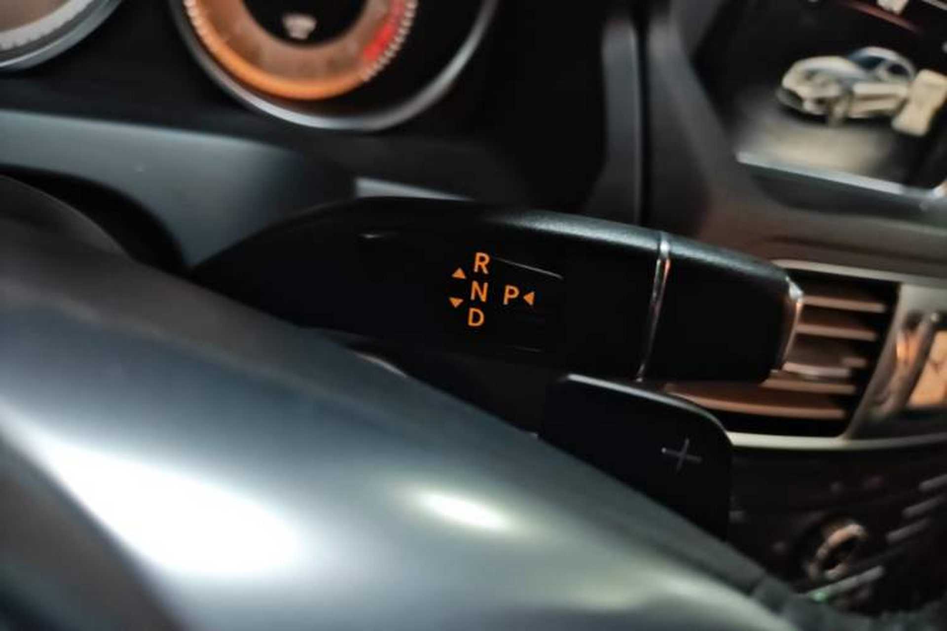 Used Mercedes-Benz E-Class 2016 E 200 Coupe Dynamic Edition Gear Lever