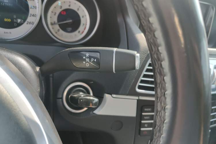 Used Mercedes-Benz E-Class 2016 E 200 Coupe Dynamic Edition Gear Lever
