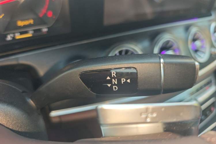 Used Mercedes-Benz E-Class 2016 E 200 L Sport Edition Gear Lever