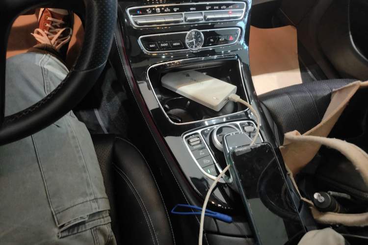 Used Mercedes-Benz E-Class 2016 E 300 L Luxury Model Gear Lever