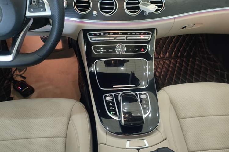 Used Mercedes-Benz E-Class 2016 E 300 L Sport Luxury Model Gear Lever