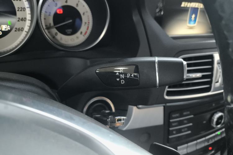 Used Mercedes-Benz E-Class 2016 E 200 Coupe Dynamic Edition Gear Lever