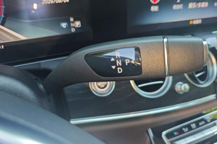 Used Mercedes-Benz E-Class 2016 E 300 L Sport Luxury Model Gear Lever