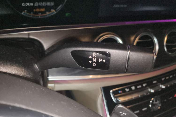 Used Mercedes-Benz E-Class 2016 E 200 L Sport Edition Gear Lever