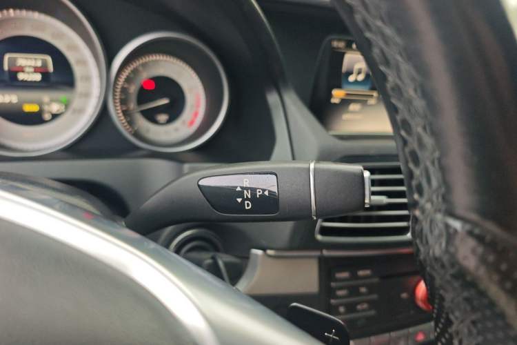 Used Mercedes-Benz E-Class 2016 E 200 Coupe Dynamic Edition Gear Lever