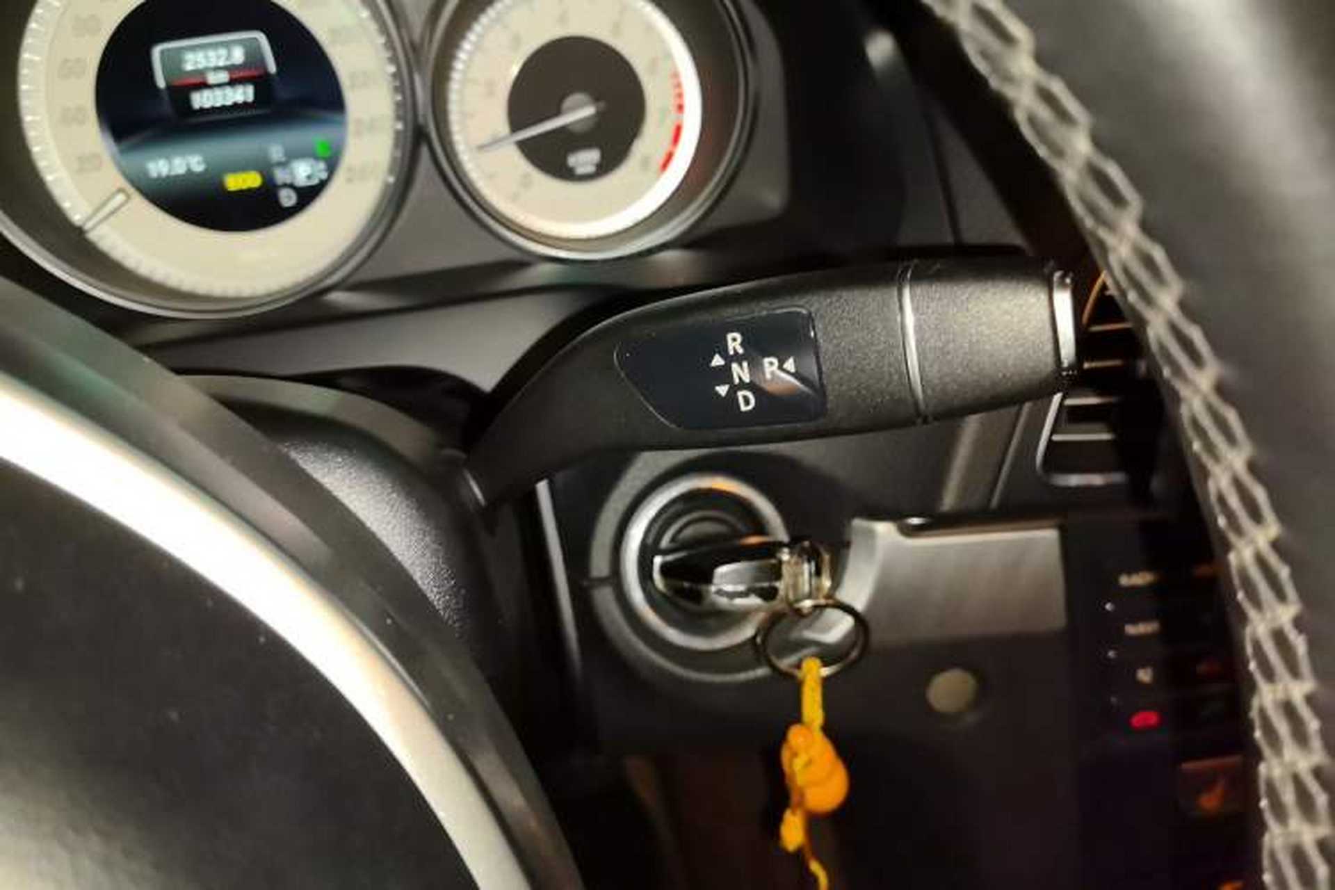 Used Mercedes-Benz E-Class 2016 E 200 Coupe Dynamic Edition Gear Lever