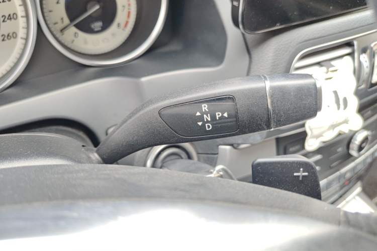 Used Mercedes-Benz E-Class 2016 E 200 Coupe Dynamic Edition Gear Lever