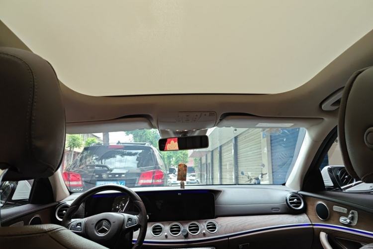 Used Mercedes-Benz E-Class 2016 E 300 L Luxury Model Headliner