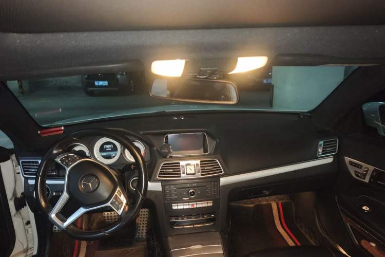 Used Mercedes-Benz E-Class 2016 E 200 Coupe Dynamic Edition Headliner