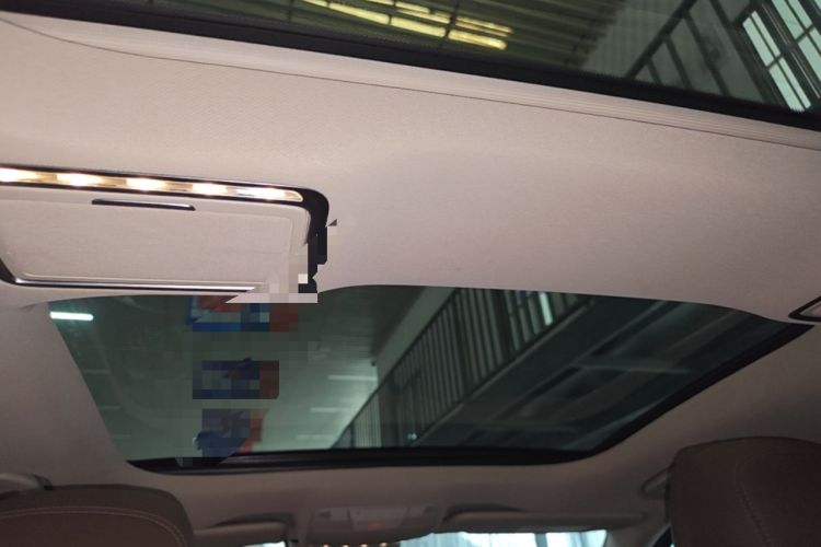 Used Mercedes-Benz E-Class 2016 E 300 L Sporty and Stylish Model Headliner