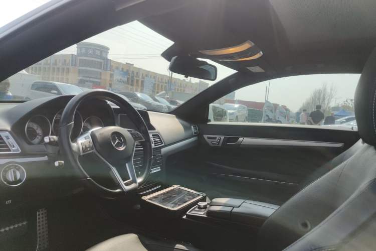 Used Mercedes-Benz E-Class 2016 E 200 Coupe Dynamic Edition Headliner