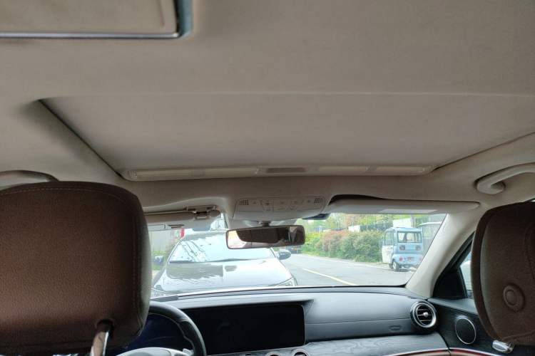 Used Mercedes-Benz E-Class 2016 E 200 L Sport Edition Headliner