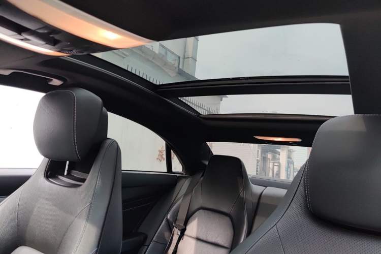 Used Mercedes-Benz E-Class 2016 E 200 Coupe Dynamic Edition Headliner