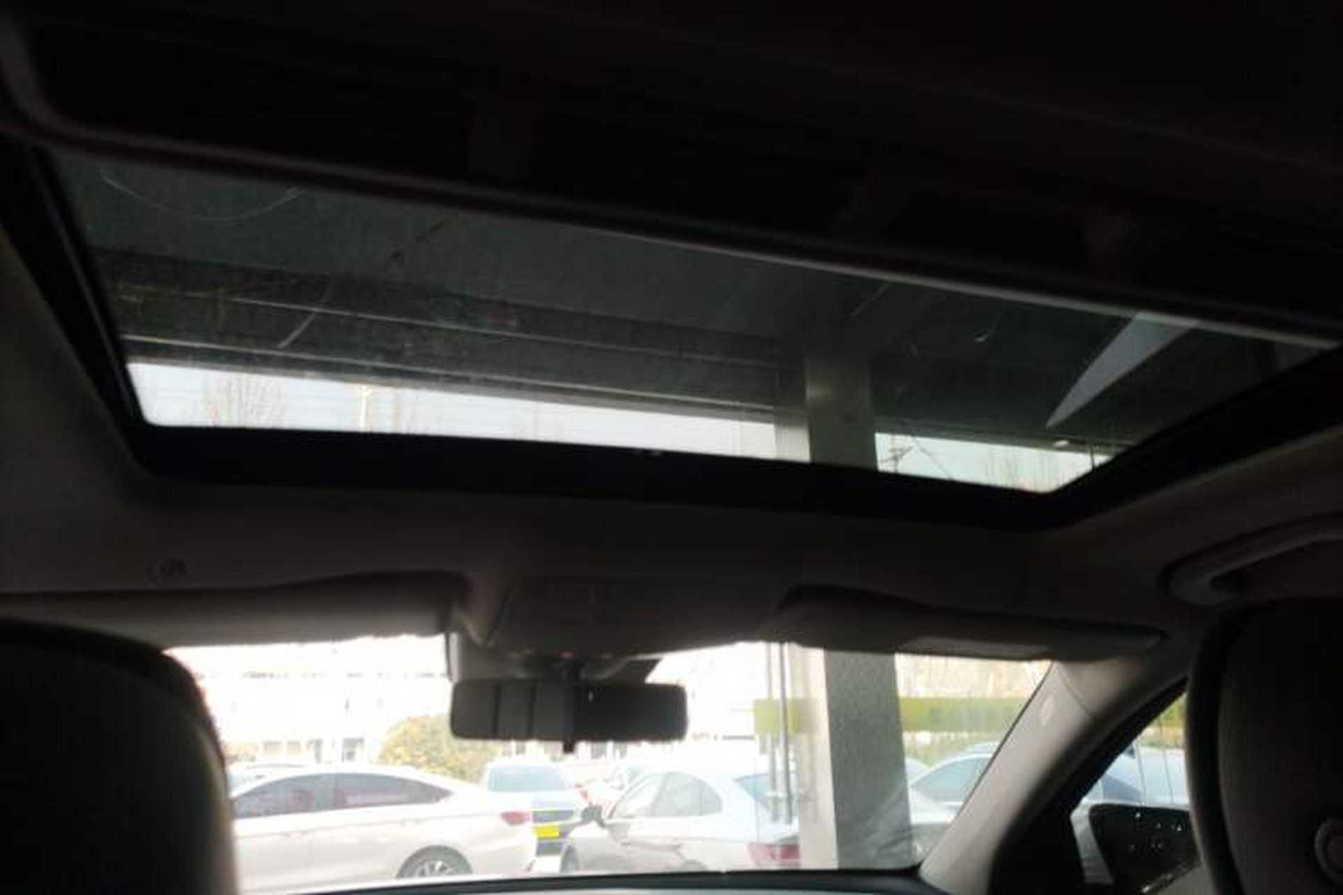 Used Mercedes-Benz E-Class 2016 E 200 L Sport Edition Headliner