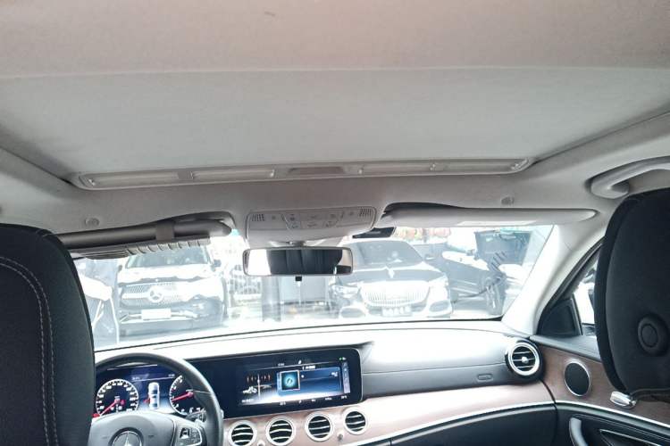 Used Mercedes-Benz E-Class 2016 E 200 L Headliner