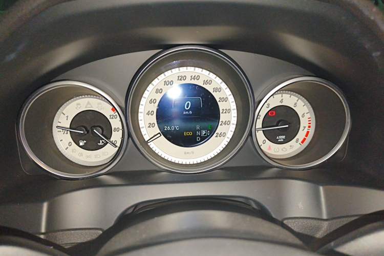 Used Mercedes-Benz E-Class 2016 E 200 Coupe Dynamic Edition Instrument Cluster