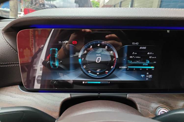 Used Mercedes-Benz E-Class 2016 E 300 L Luxury Model Instrument Cluster