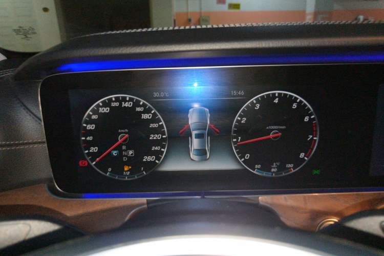 Used Mercedes-Benz E-Class 2016 E 300 L Luxury Model Instrument Cluster