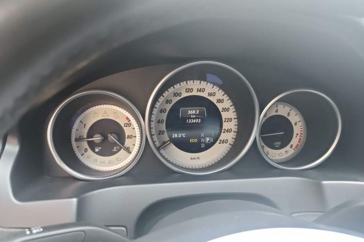 Used Mercedes-Benz E-Class 2016 E 200 Coupe Dynamic Edition Instrument Cluster