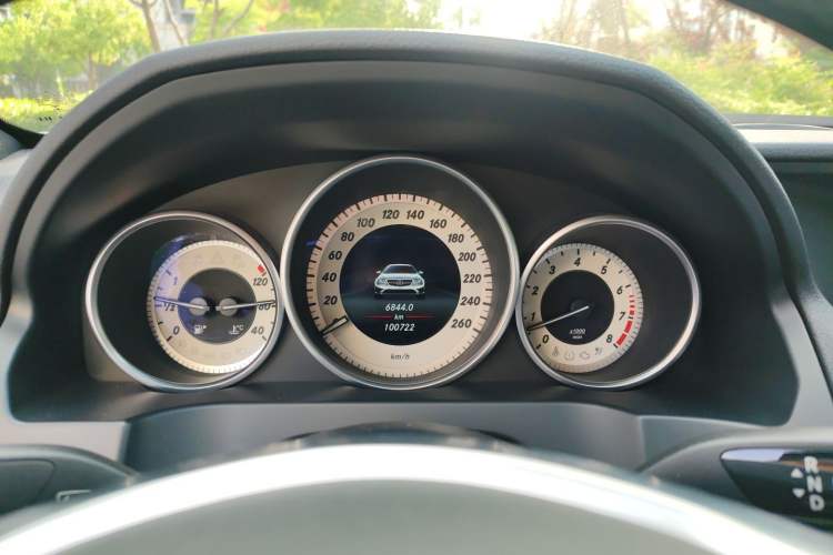 Used Mercedes-Benz E-Class 2016 E 200 Coupe Dynamic Edition Instrument Cluster