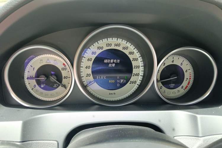 Used Mercedes-Benz E-Class 2016 E 200 Coupe Dynamic Edition Instrument Cluster