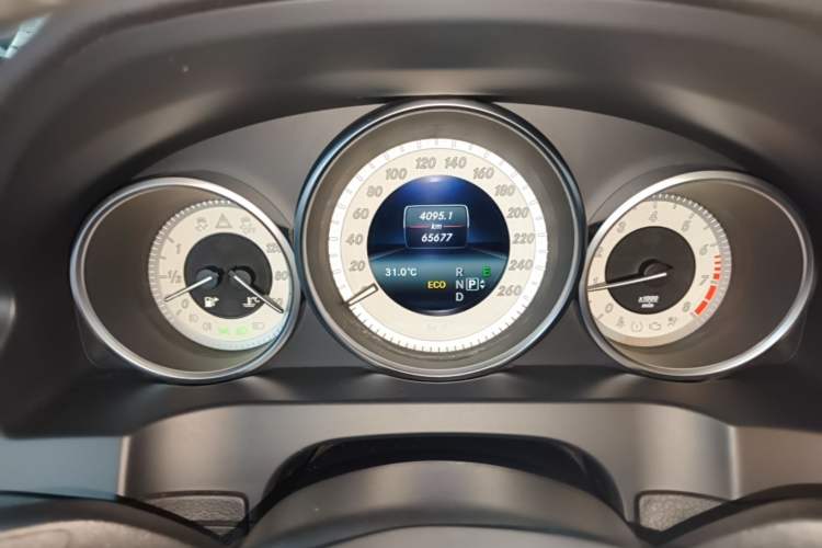 Used Mercedes-Benz E-Class 2016 E 200 Coupe Dynamic Edition Instrument Cluster
