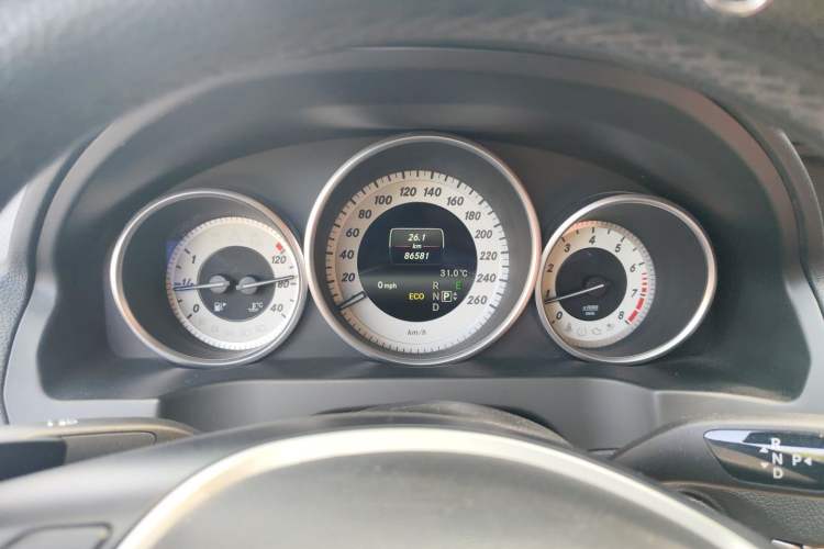 Used Mercedes-Benz E-Class 2016 E 260 Coupe Dynamic Edition Instrument Cluster