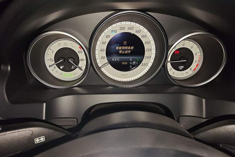 Used Mercedes-Benz E-Class 2016 E 200 Coupe Dynamic Edition Instrument Cluster